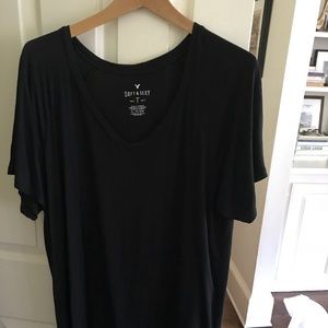 American eagle soft and sexy black top!